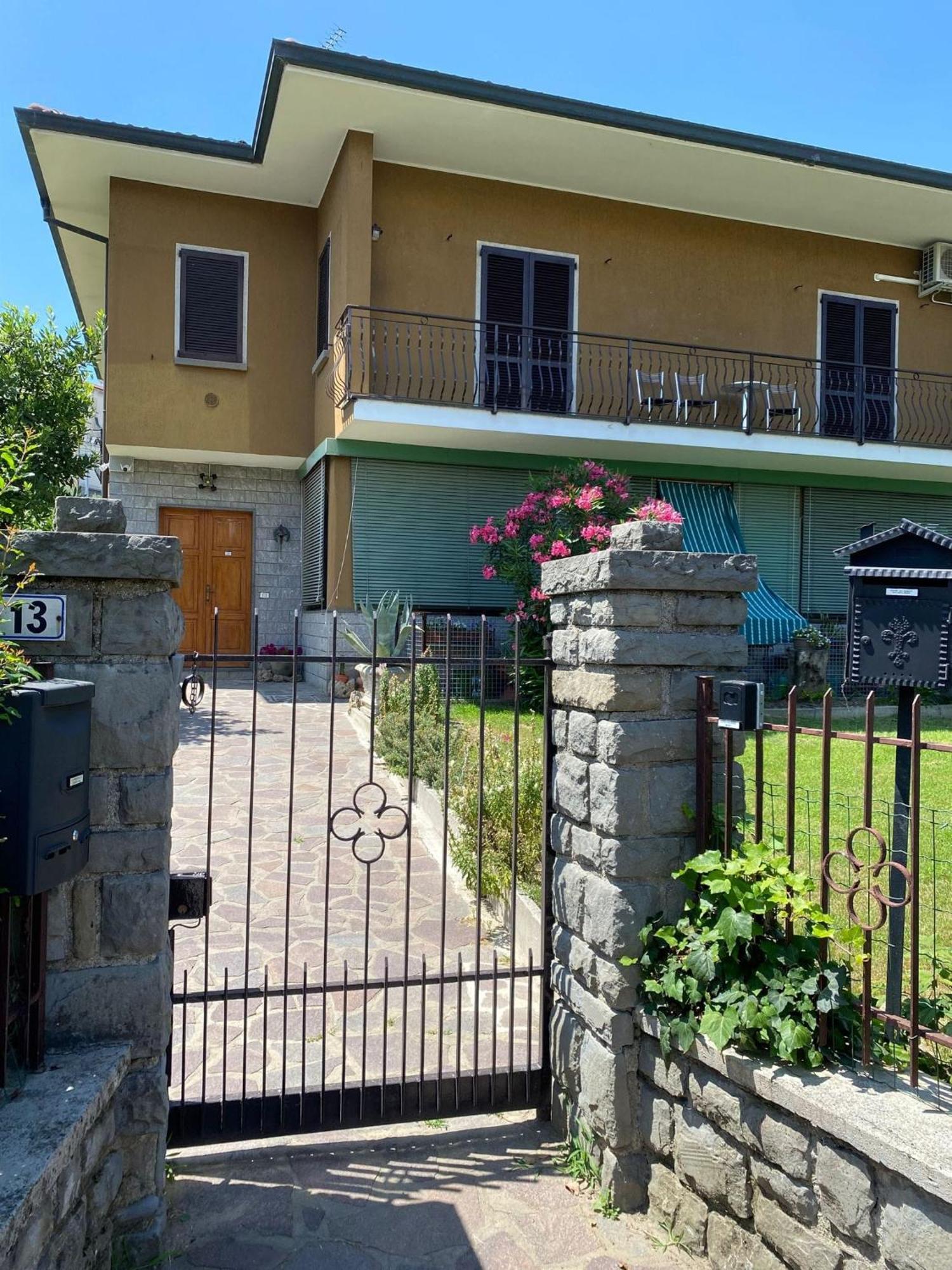 Casa Vacanze Mari, Paratico Exterior photo